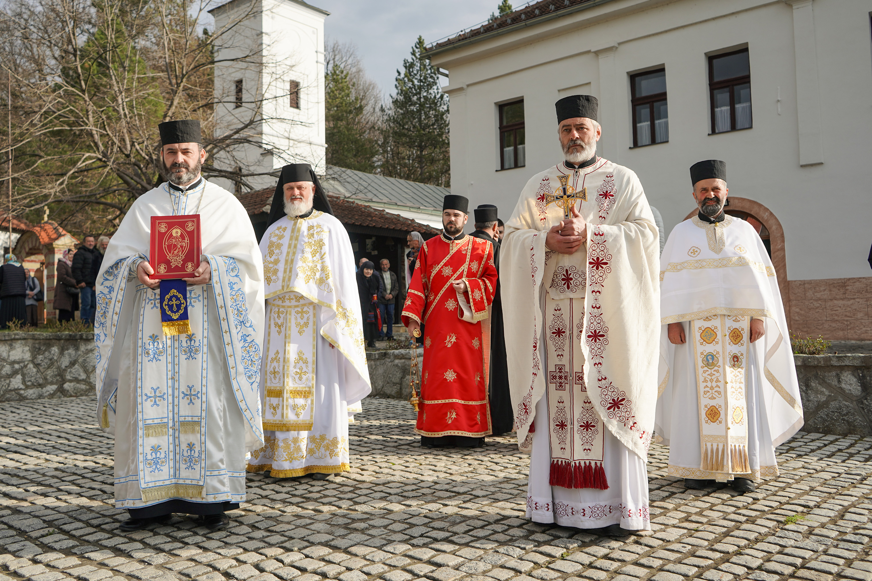 Sveta Arhijerejska Liturgija u čast slave kapele manastira Bogovađa-0